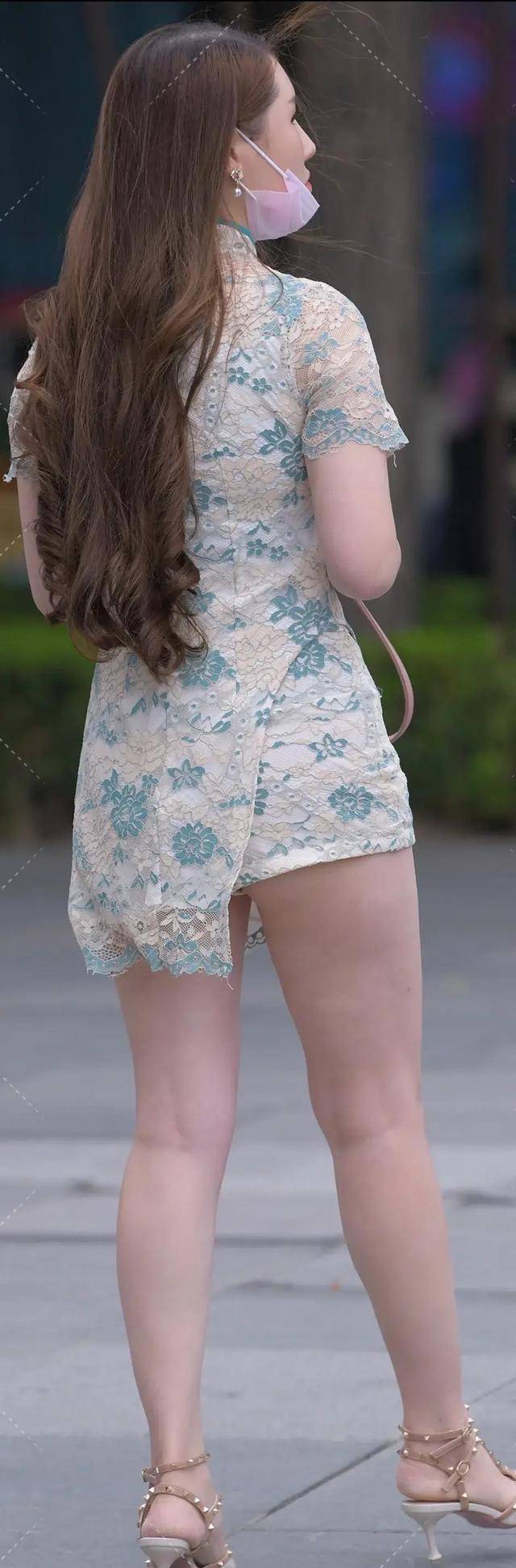 高跟鞋|连衣裙深受时尚美女的喜爱，风范迷人呈现成熟之美，清爽出众