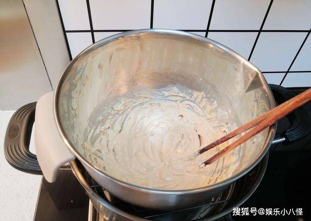 怎么做蛋糕奶油味道浓 79e1d44391c14c1f9327eebb0c7a8eee.jpeg