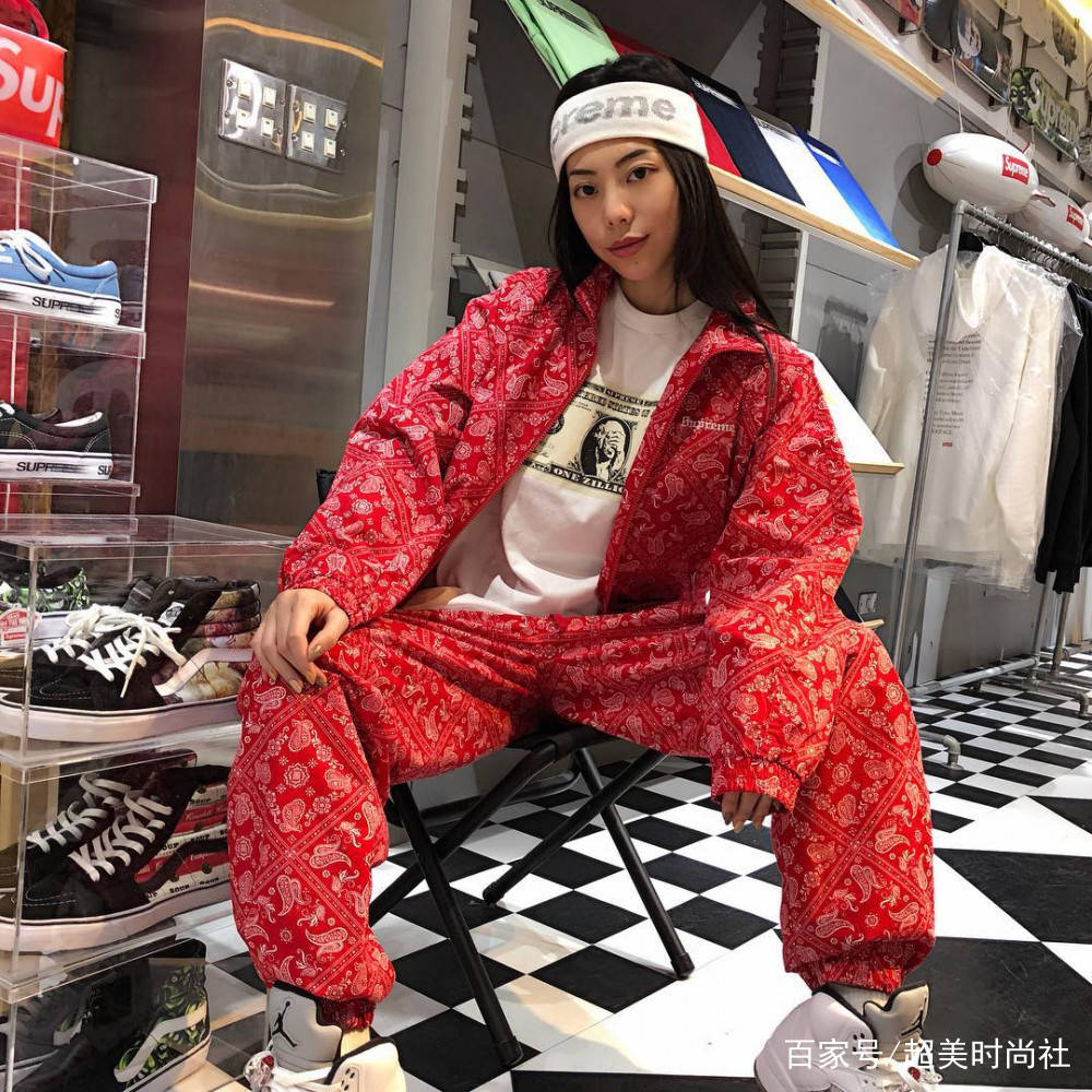 女神|时尚icon、Supreme钦点女神，她们红透了半边天你居然还不知道？