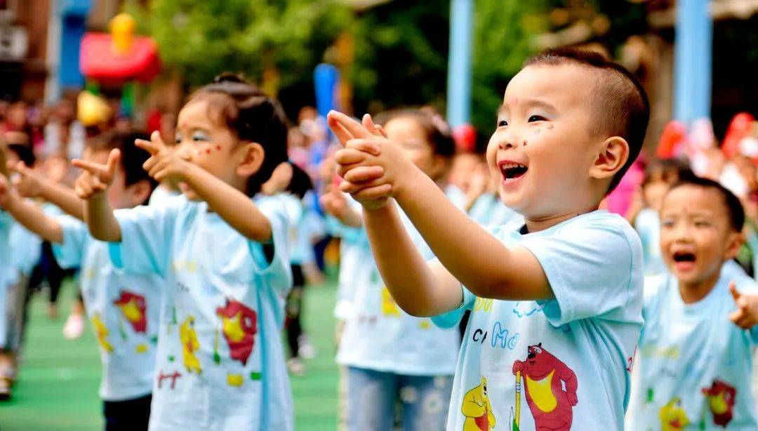 教育|娃不想上幼儿园，光靠哄骗可不行，弄清楚原因才能让娃乖乖去上学