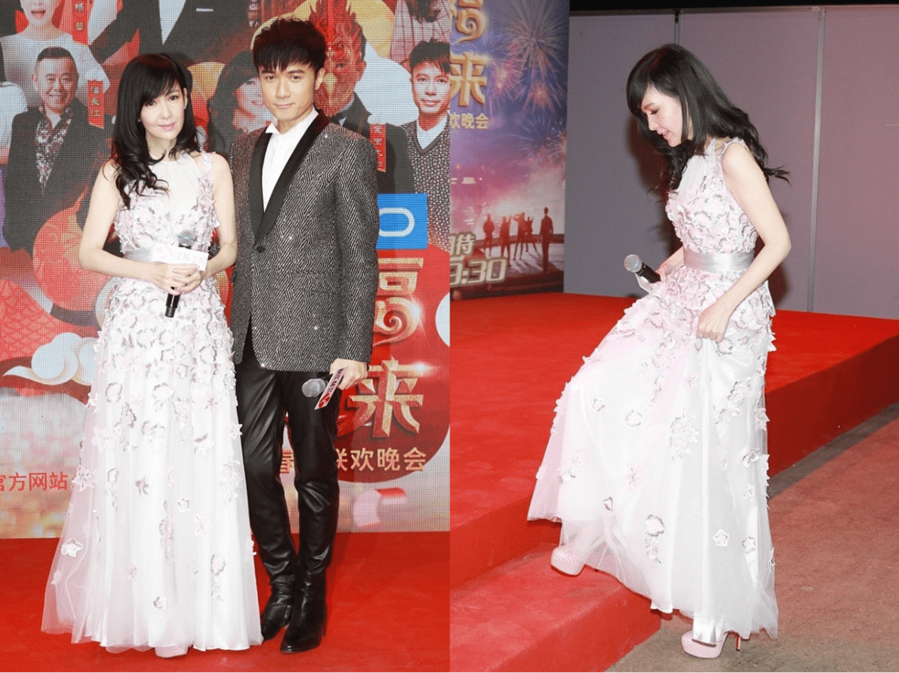 岁数|周慧敏是不会老吗？这么大岁数皮肤也没什么皱纹，穿得也挺嫩的