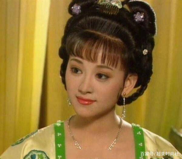 王语嫣|中国造型师鼻祖，曾为刘亦菲打造神仙妆容，现在竟开起了淘宝店？