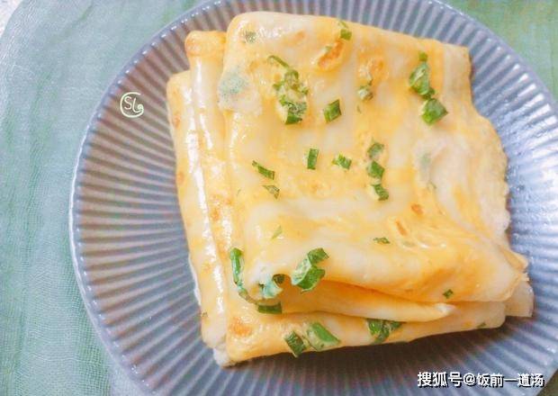 做法|鸡蛋早餐饼，掌握两个小技巧，松软有嚼劲，好吃有营养
