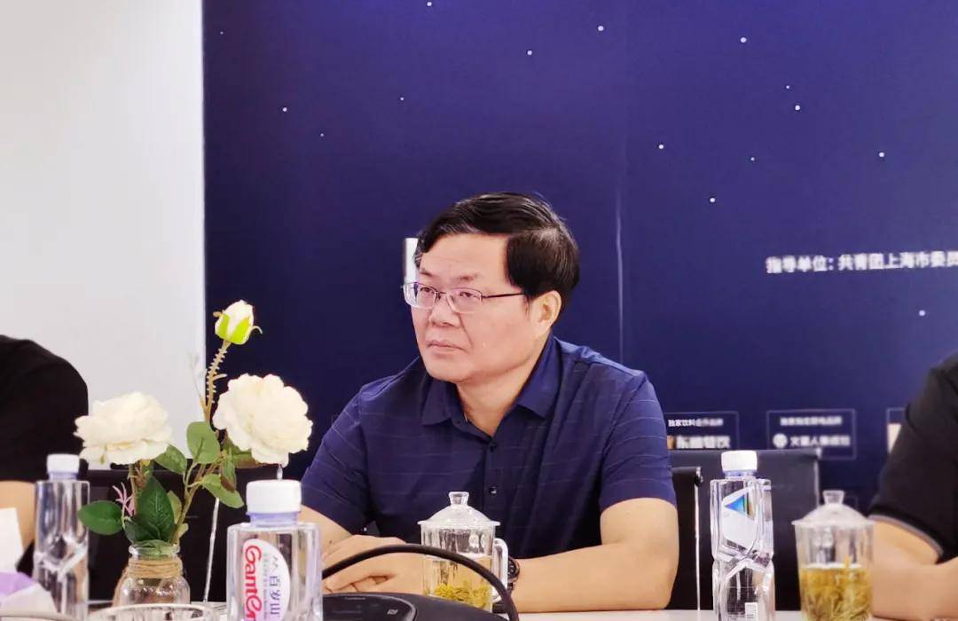 热烈欢迎安徽广播电视台副台长王云松一行莅临剧星传媒交流指导