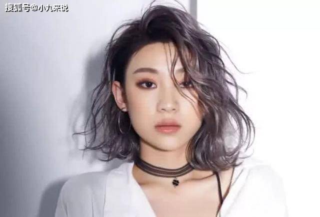 卷发|40岁的女人烫发必读，牢记这3点，让你烫发更有气质