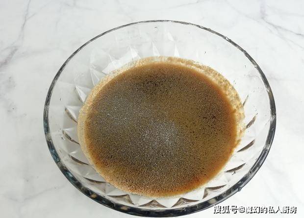 面包|它比馒头简单，比面包好吃，蒸一蒸就出锅，蓬松Q弹，太好吃了