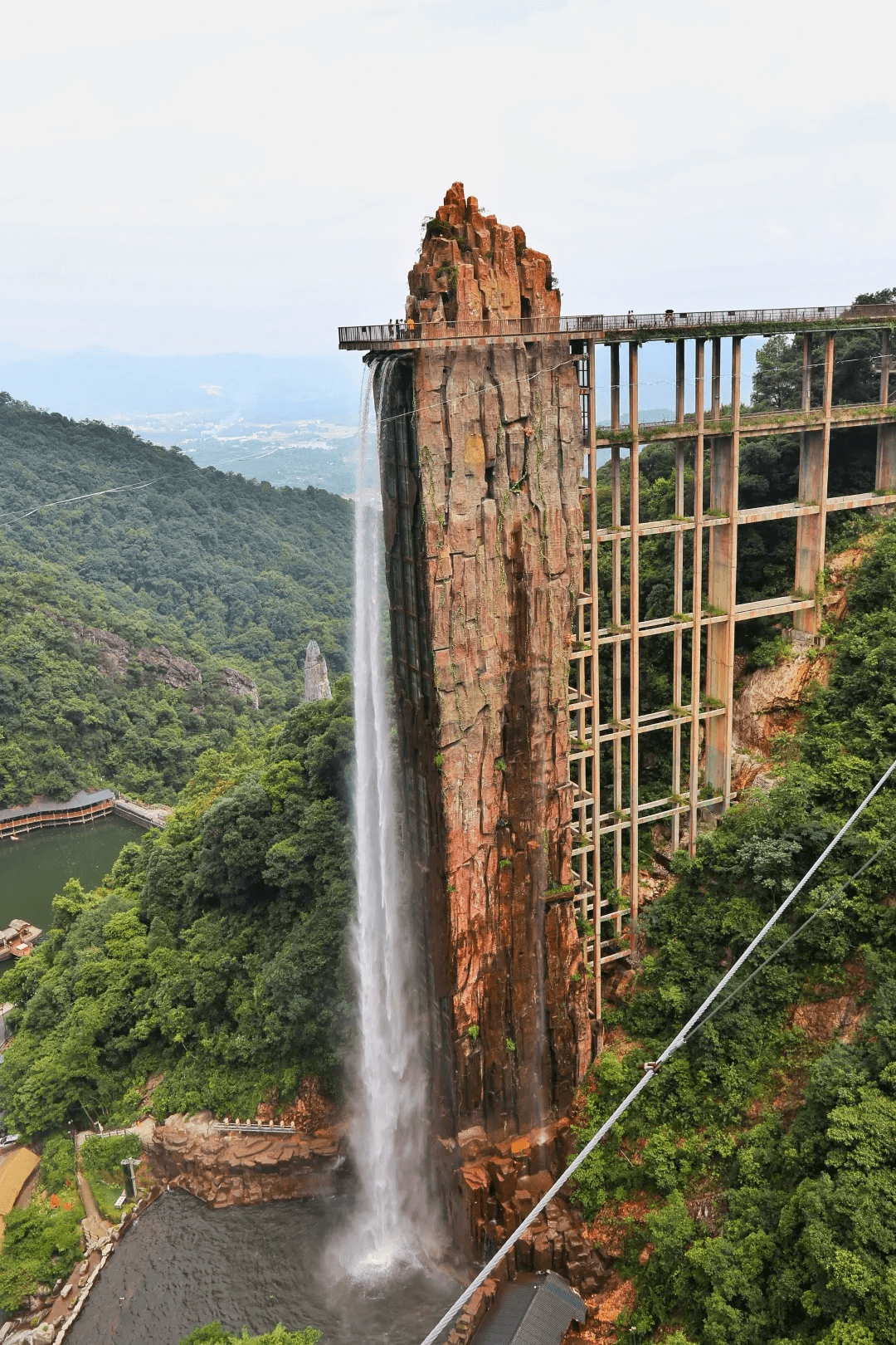 原创一起走进云上仙境世界瑶乡的云门山旅游度假区