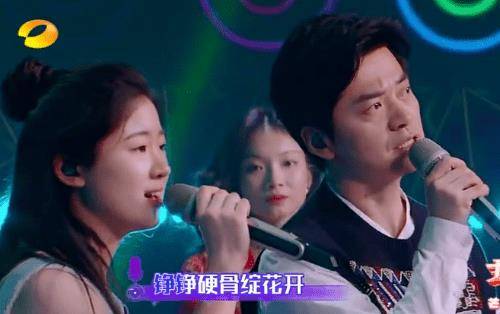 傅欣瑶|《好声音》第九期，比单依纯歌声更美妙的是，谢霆锋的排兵布阵