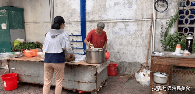 因为|广东70岁老奶奶做传统早餐20年，2小时卖光，很多年轻人都没吃过