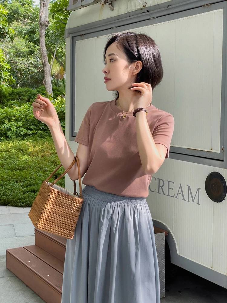 漂亮|155cm到160cm的女生怎么穿，T恤搭配半身裙显高显瘦，温柔优雅