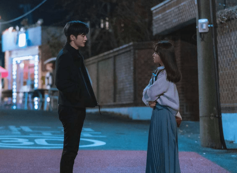 事件|孙怡吐槽《灭亡走进我家门》看不下去：和男主合作过，被指情商低