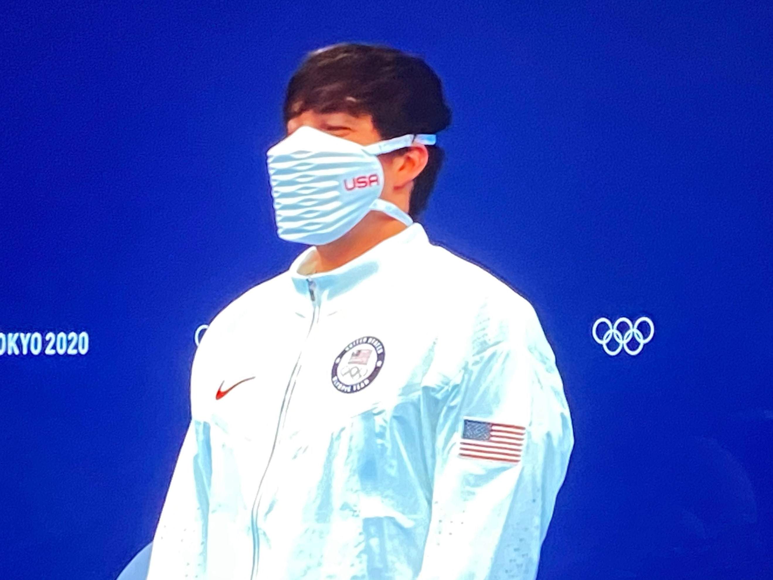 美国游泳队口罩引热议被调侃像漫画中的反派角色图