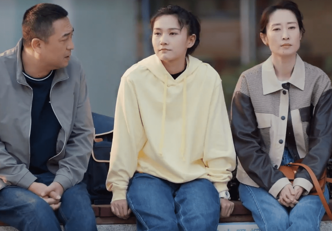 小咪|收视夺冠，张嘉益沙溢首度合作上演夺女大战，嬉笑怒骂间都是感动