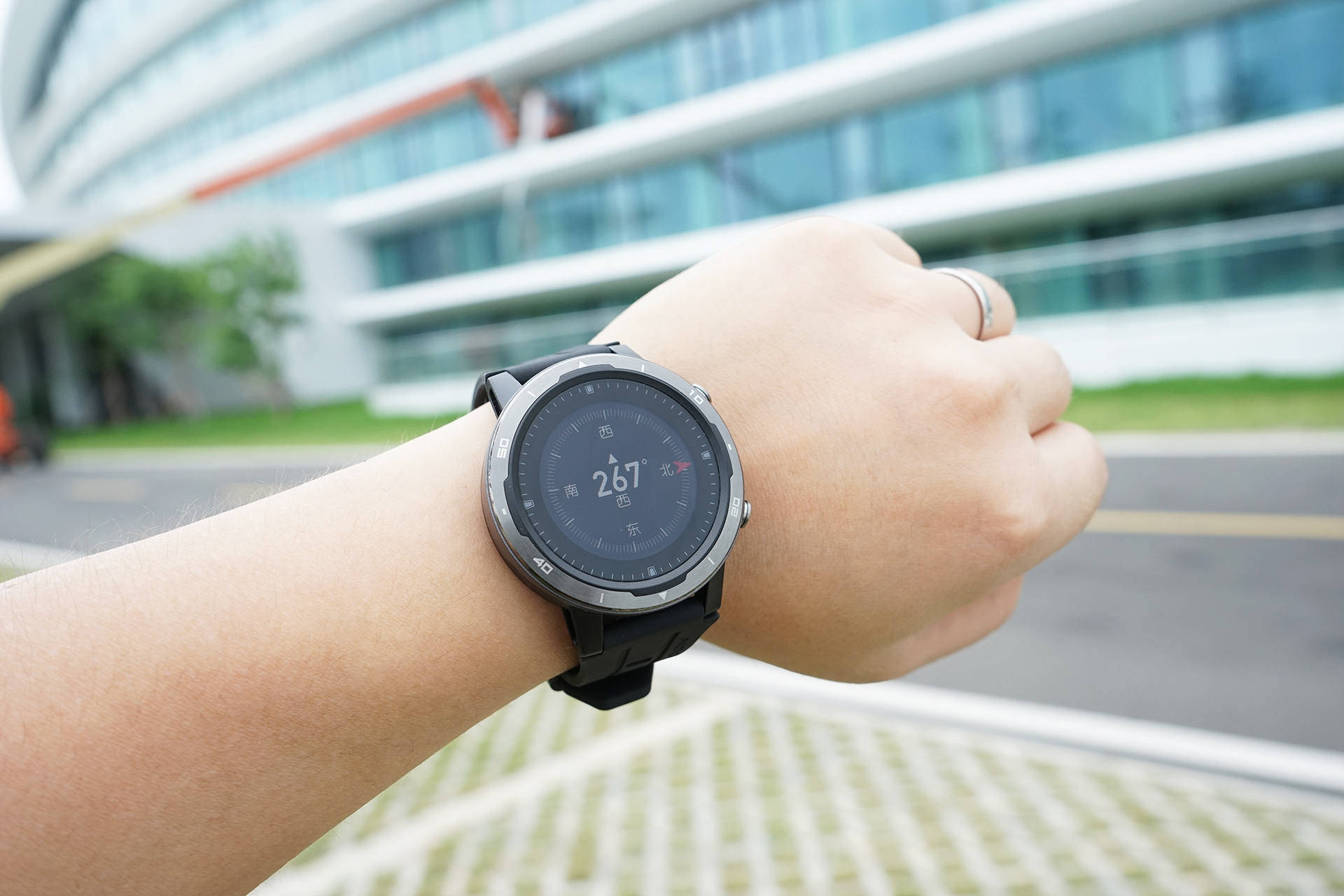 智能手表有必要升级系统吗 b0261bad532141499b93555efd38b204.jpeg