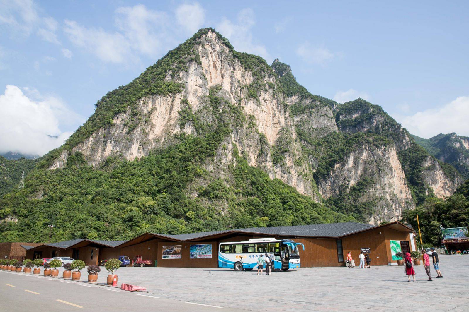 行走宜昌兴山:看大江大山大气象,玩仙境漂流朝天吼_峡谷