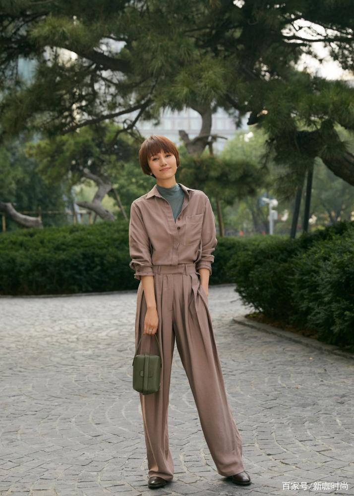 马伊琍|强强联手就是不一般！马伊琍袁泉合体拍大片，演绎知性知性魅力