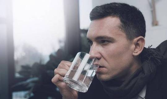 次数|医生提醒:喝水后反复出现五个信号,疾病可能不远了,及早检查