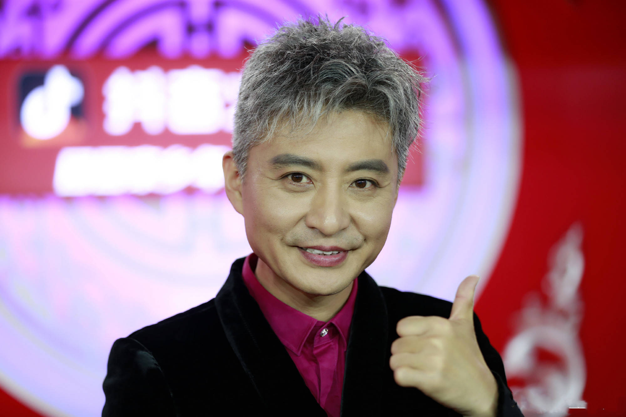 原创姜昆爱徒周炜从四川地震到河南洪灾他用行动让质疑者闭嘴