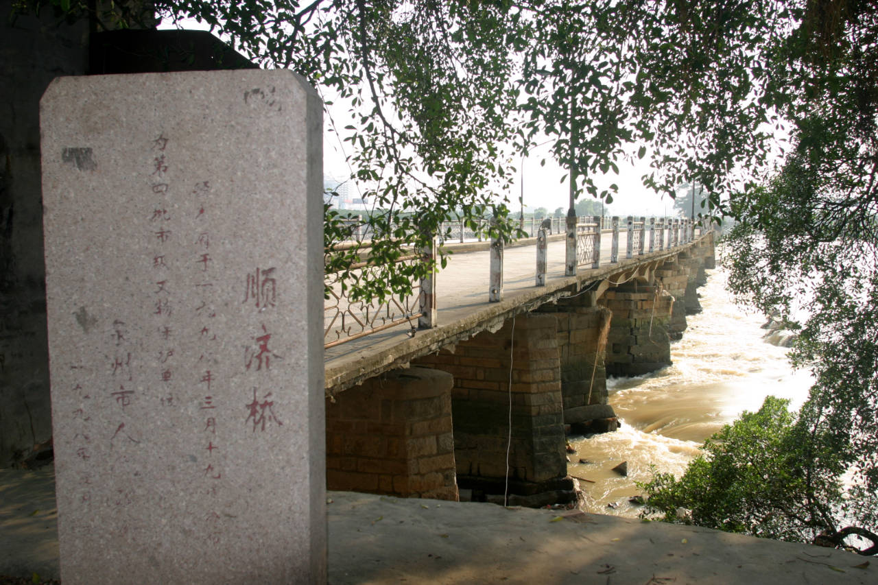 武汉长江大桥|摄影|环境/建筑摄影|huangchunyu004 - 原创作品 - 站酷 (ZCOOL)