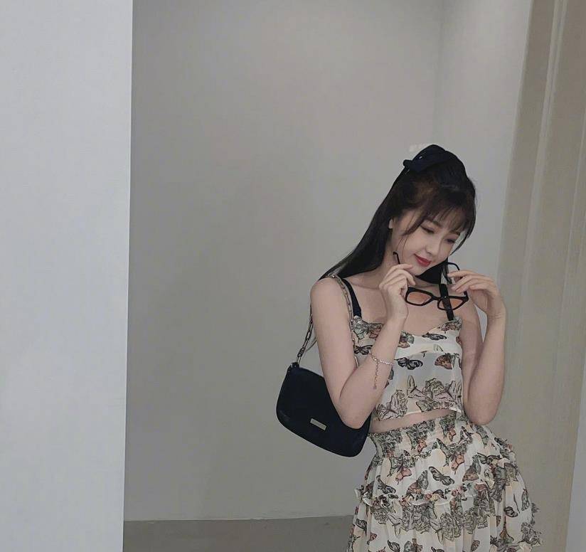 张彬彬|《两个人的小森林》官宣:虞书欣、张彬彬不穿情侣装,也很般配