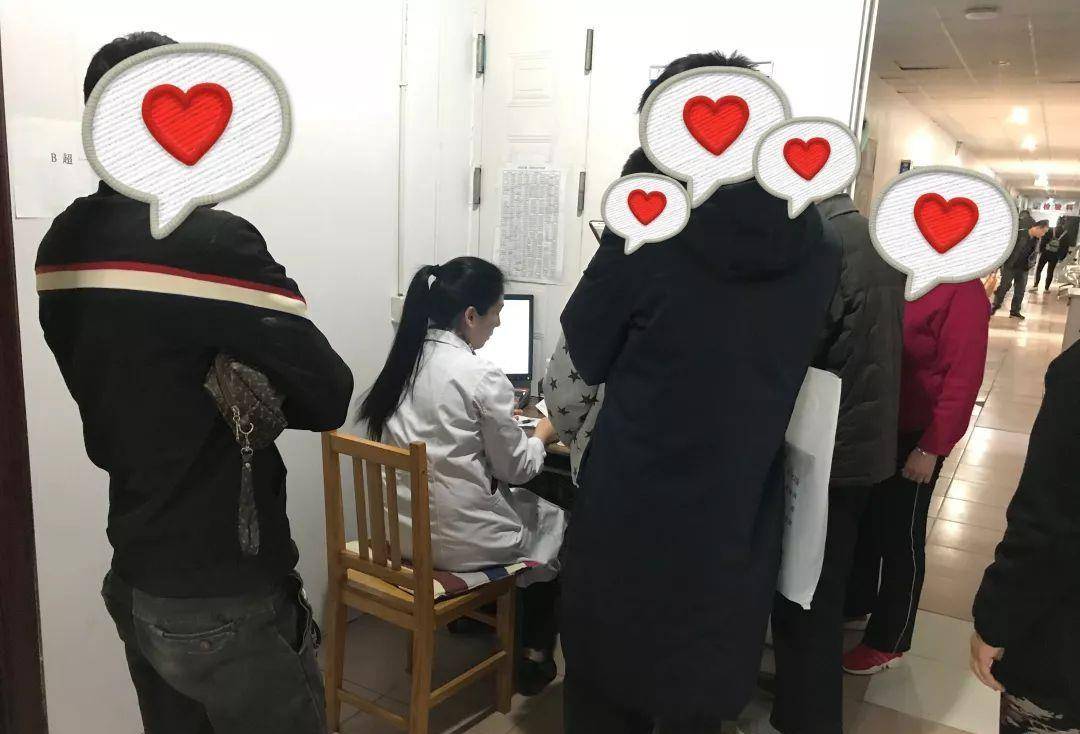 家长|这些垃圾零食销售量大,吃得多数是孩子,却也正在催熟我们的孩子