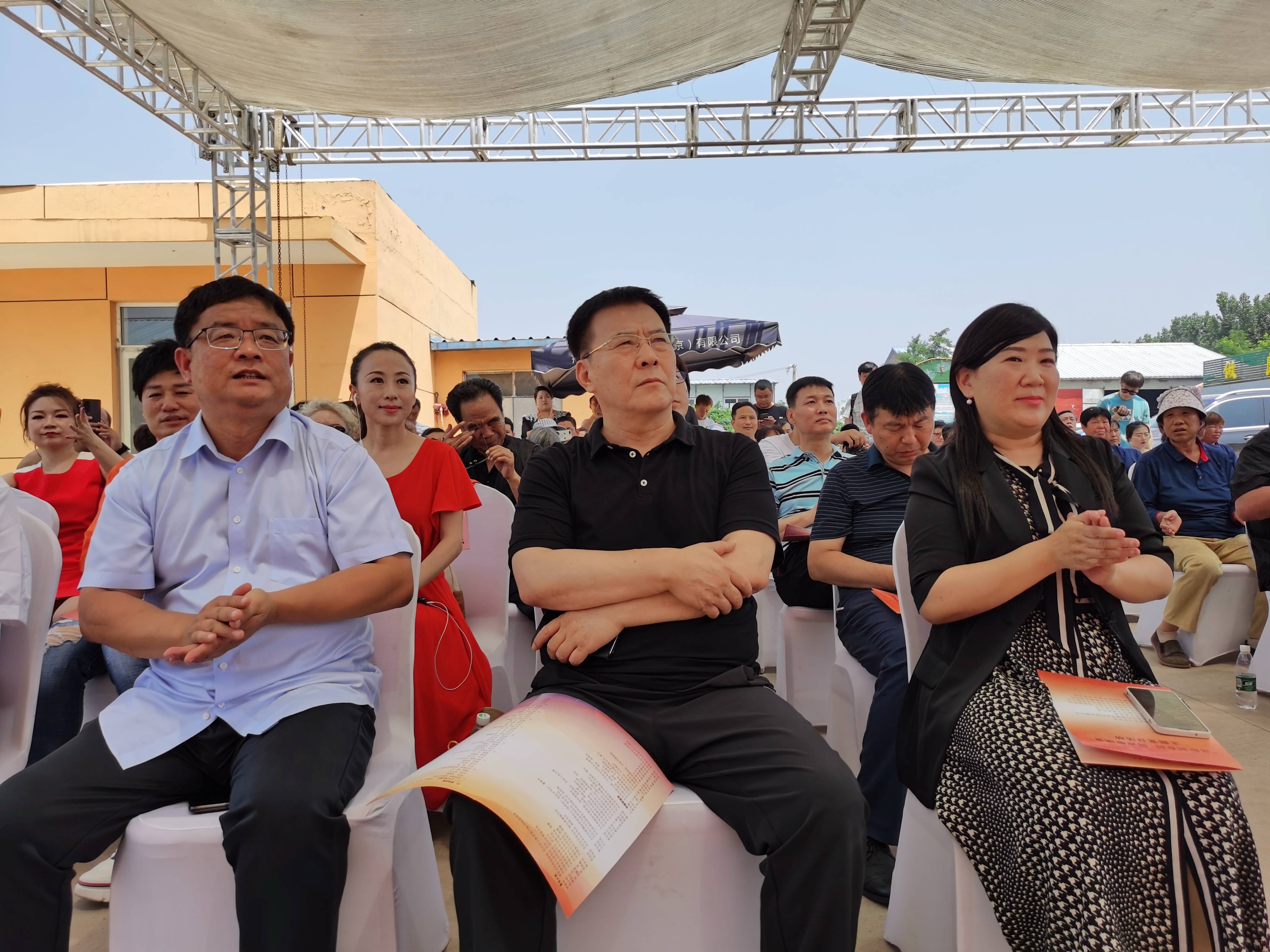 送歌到乡村,同声歌唱党_高碑店