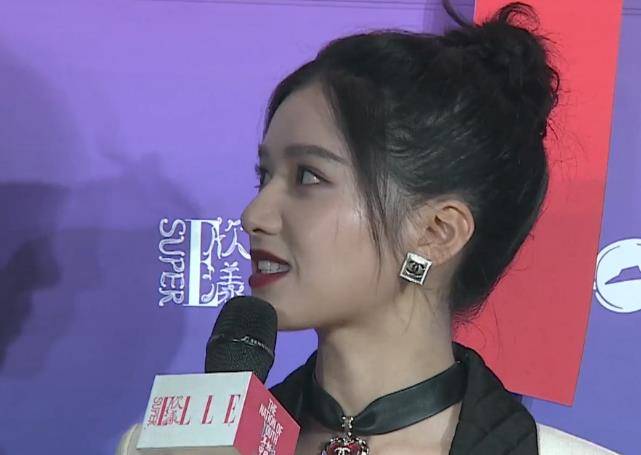 腹肌|ELLE红毯生图：杨幂闪光裙好辣，李紫婷腹肌好绝，周笔畅小露肋骨