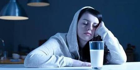 制品|减肥要控制食欲，教你4个控制食欲的办法，吃饭时都不会多吃了