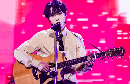 因为|赵磊《第一次》个人演唱会首站落幕，回顾出道史，越努力越幸运