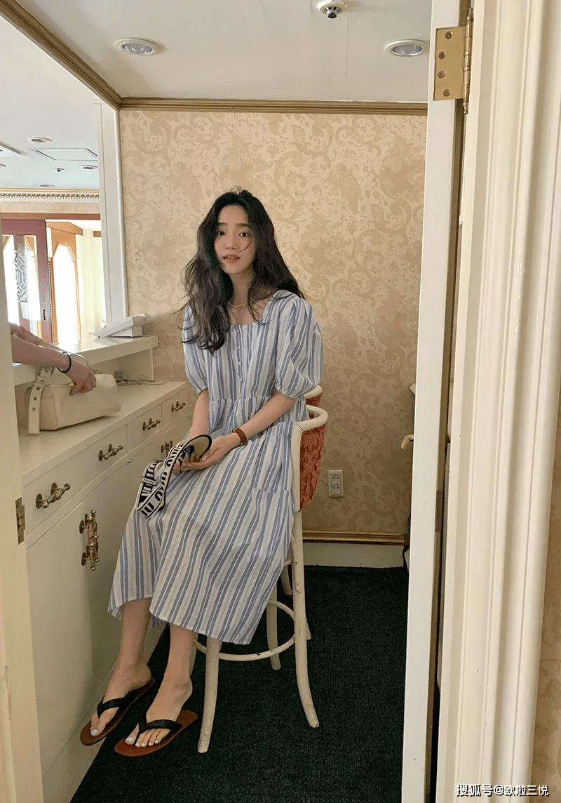 连衣裙|女生夏季穿搭：韩国风格，照着穿就很美！
