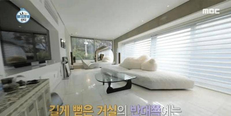 角色|入行多年掏钱买房，柳演锡千万豪宅只差女主人，谁比张冬天幸运？