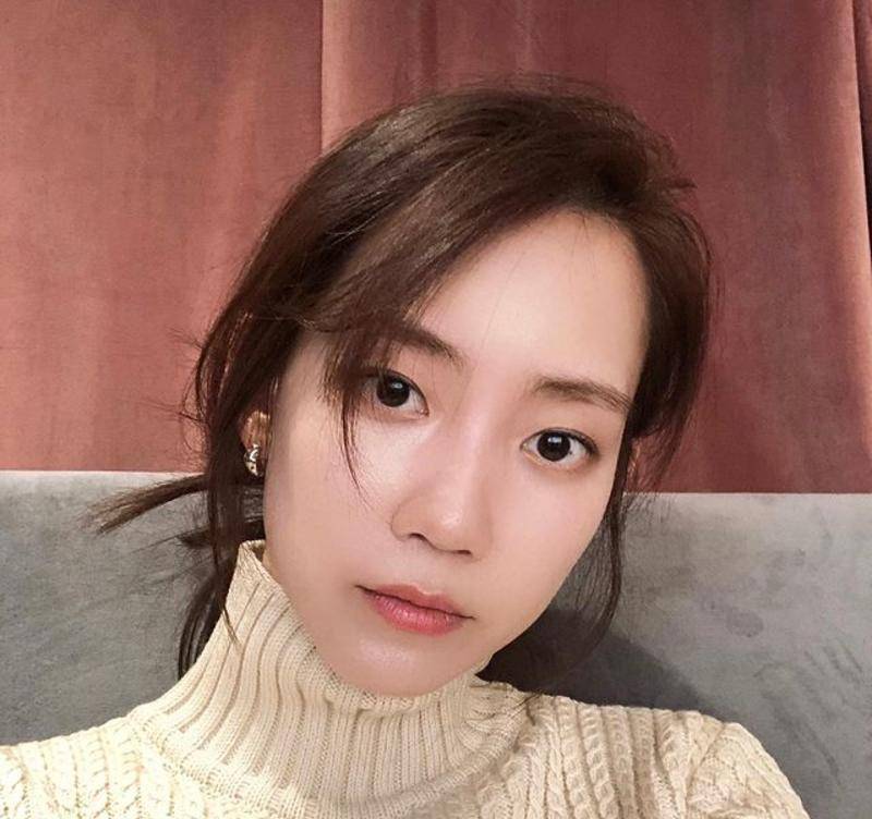 美貌|入行11年默默无声，申铉彬忽成韩娱团宠，柳演锡很有“帮妻运”