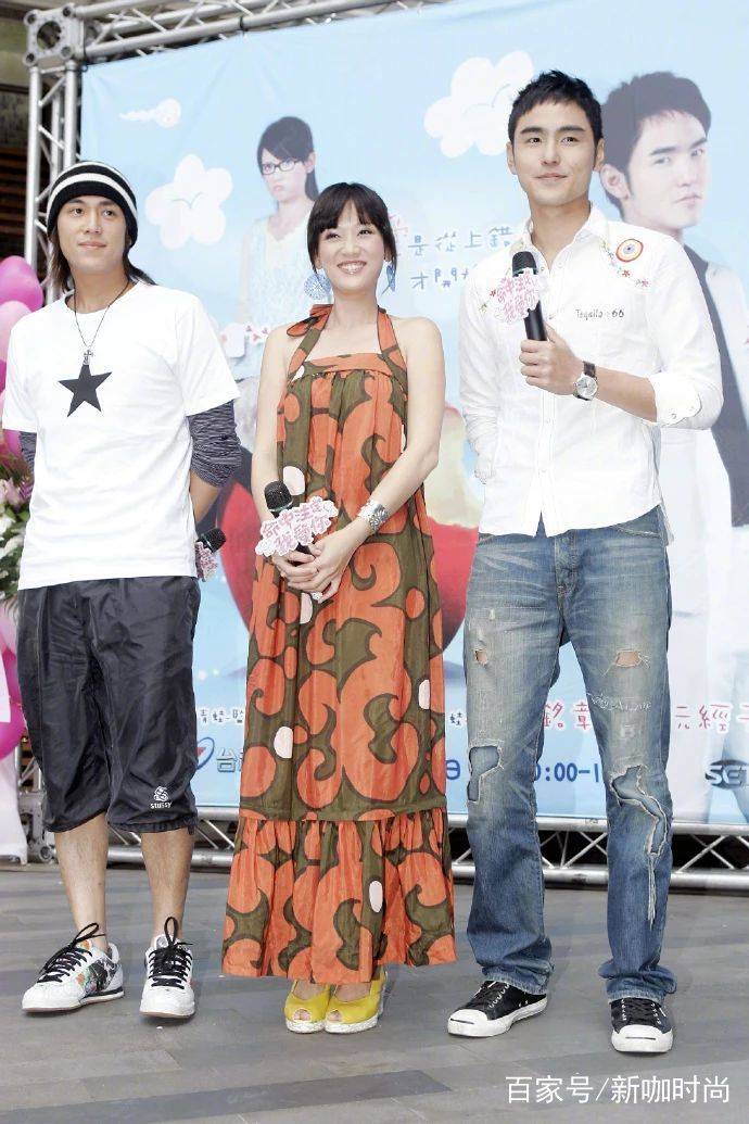 女王|陈乔恩10年前旧照曝光！一袭长裙气质优雅，与阮经天亲密互动！