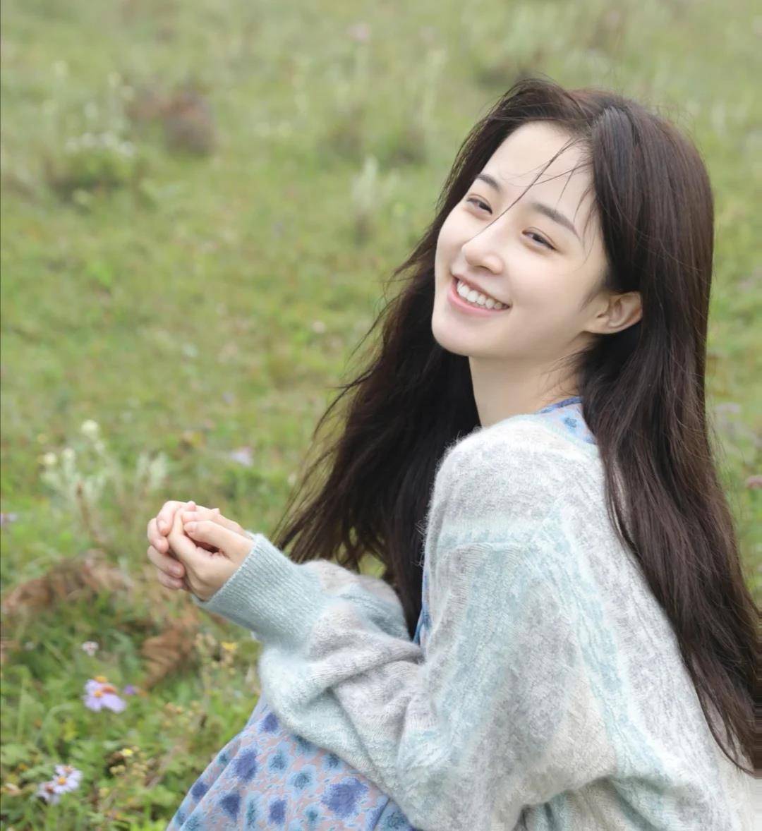 眼睛|天生就是“初恋脸”的女生，大多都有这些特征，长相清纯又自然