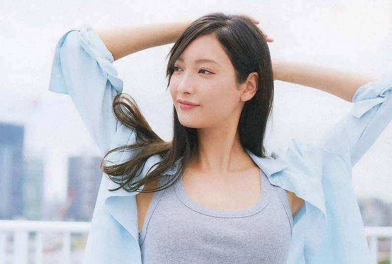 橙色|越有气质的穿搭，越是追求“简单”
