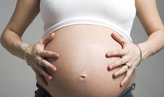 怀孕肚子一按就疼是怎么回事 ba5a51e3fb68442cbb8d98d23b78770b.jpeg