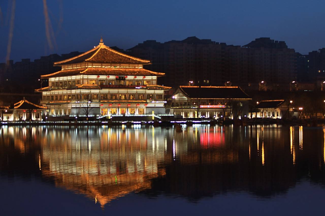 凶猛限价下西安曲江房价再回13000