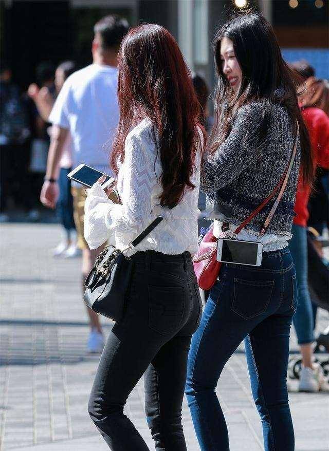 整体|黑色紧身衬衣搭配紧身打底裤，又仙又美，整体搭配非常有味道