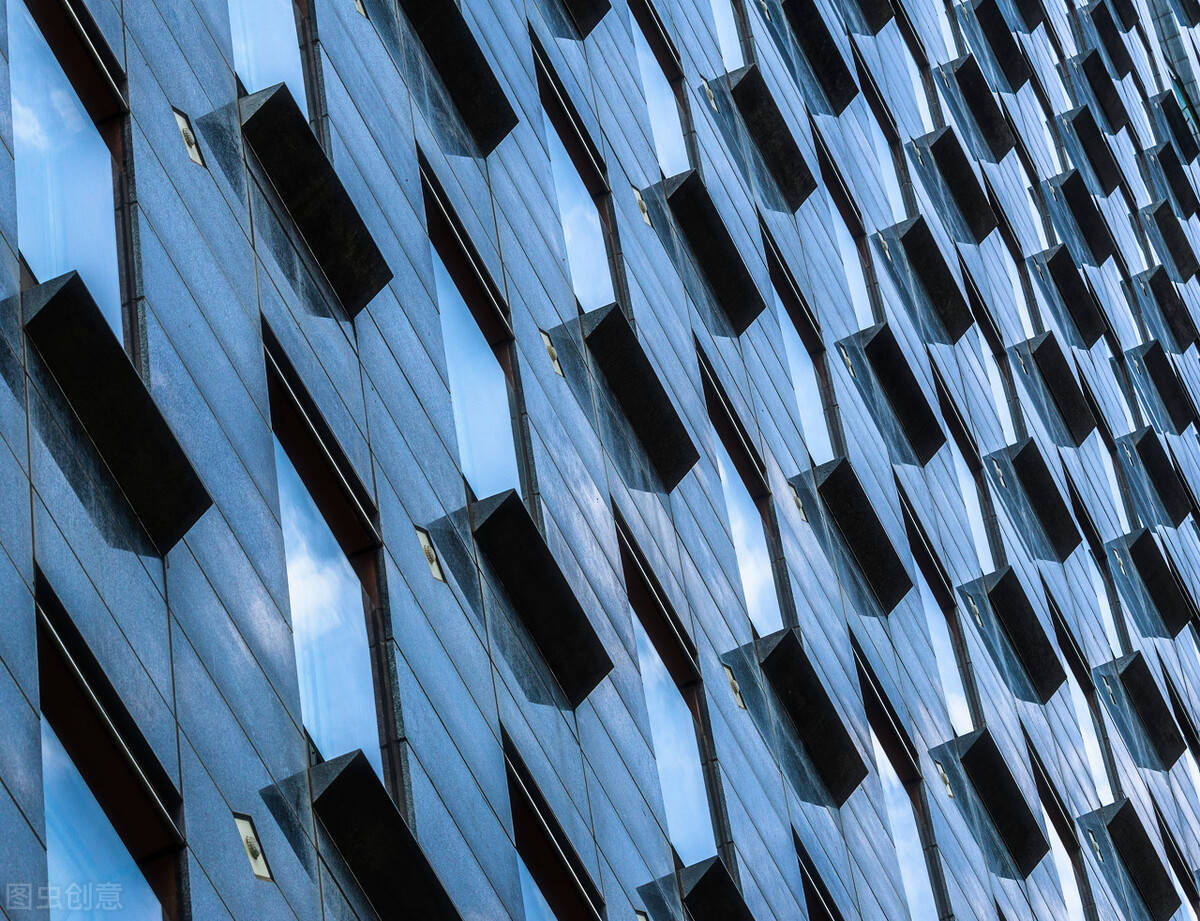 金属幕墙价格疯涨,yapu硬泡聚氨酯陶瓷保温一体板提供解决方案