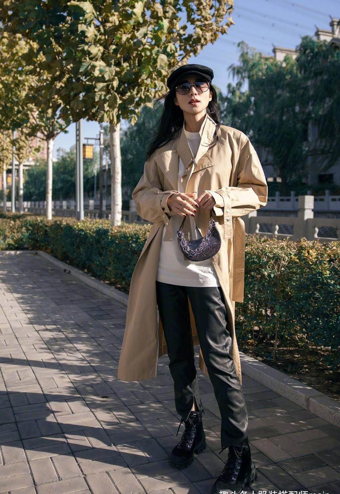 电影|韩雪罕见穿这么“嫩”，卡通黑色卫衣+运动裤，造型减龄又时髦