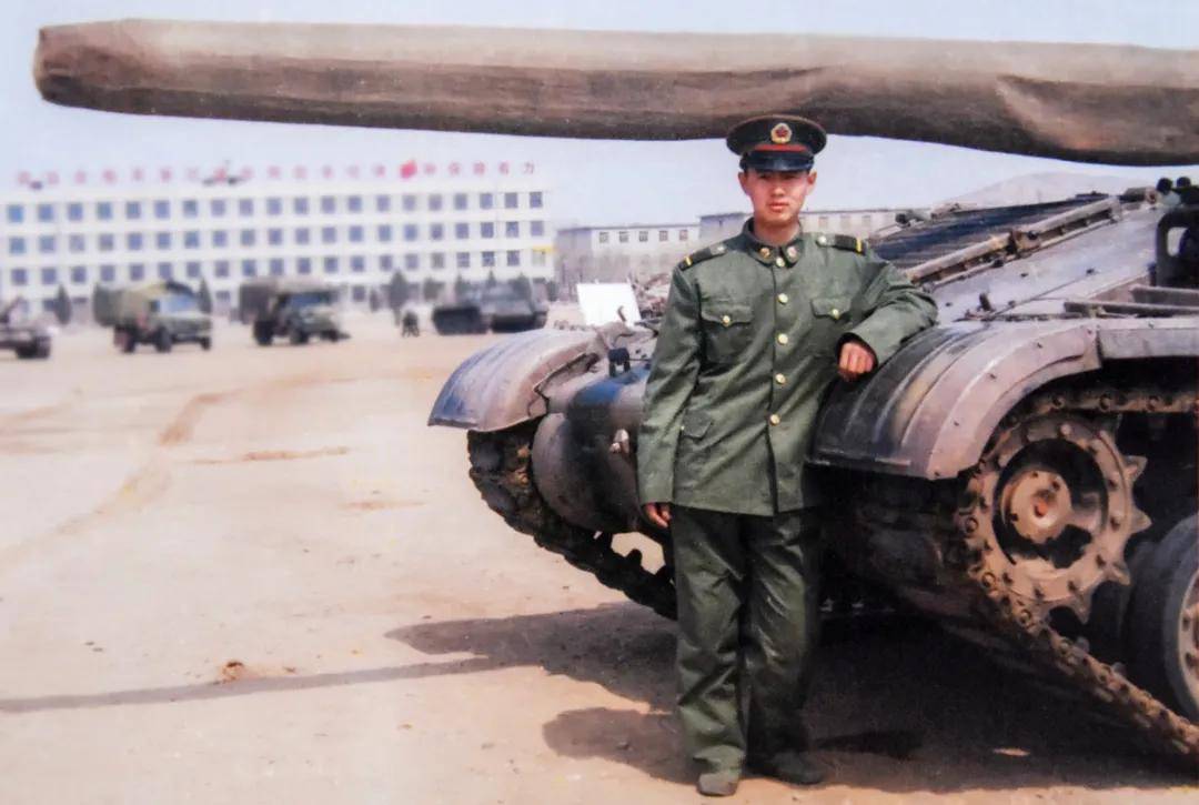 从军徽到法徽,看看他们的变与不变