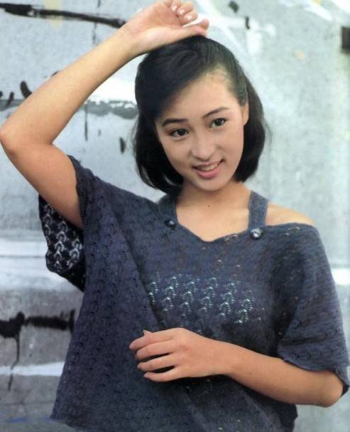 有望成赵雅芝接班人,如今却无踪影_黎美娴