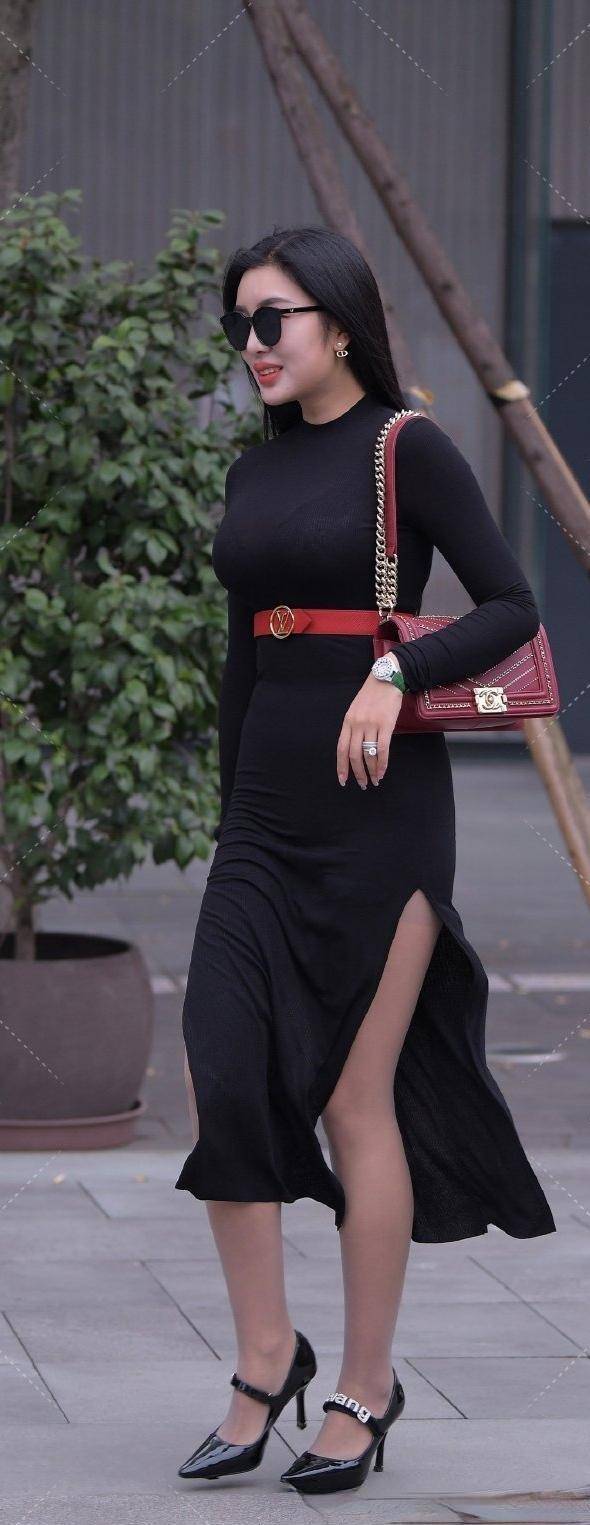 视觉|超级时尚的打底裤,精心挑选搭配的女生,洒脱时尚