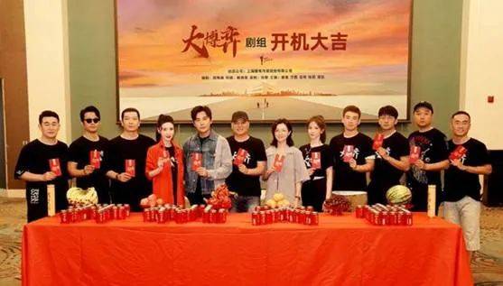 职场|盘点万茜饰演的职场女性角色，或坚强或机智，而她最让人印象深刻