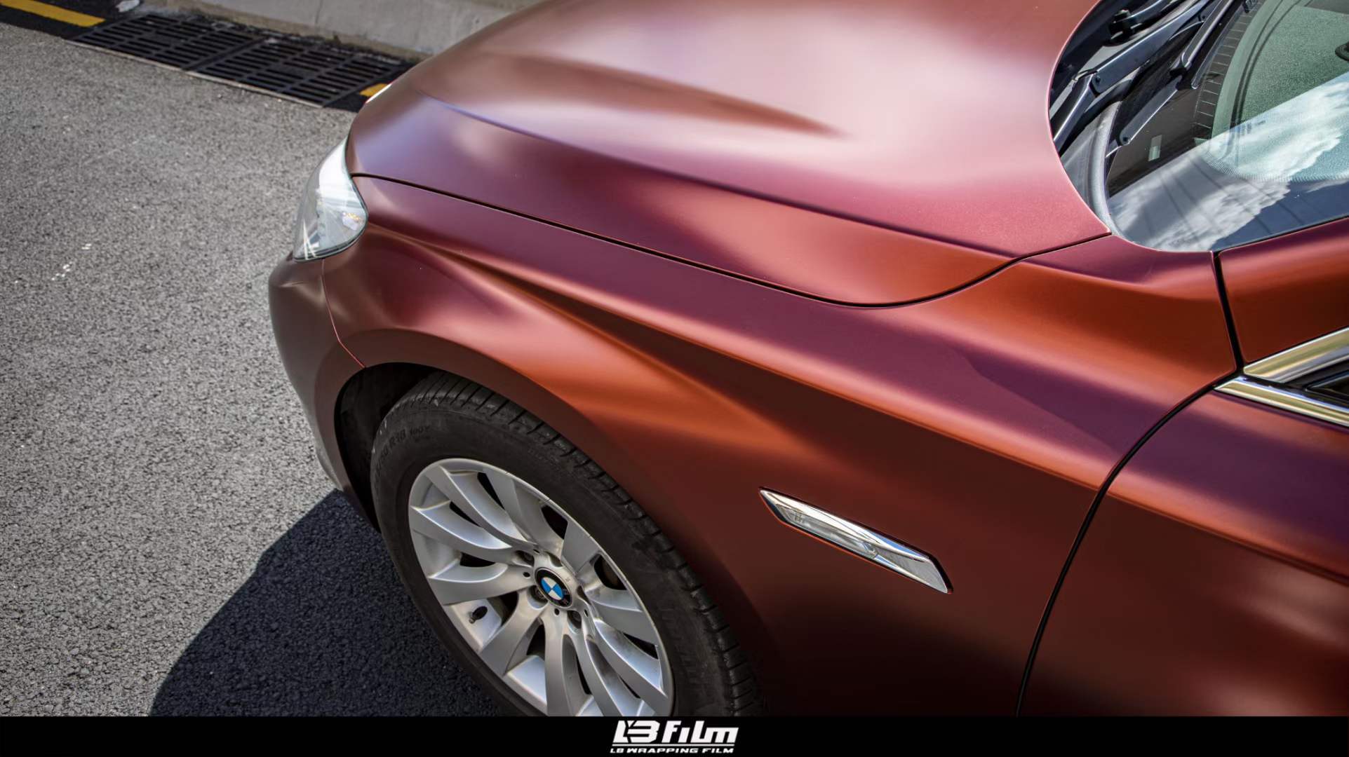 宝马gt汽车贴膜lb改色膜电光金属赤焰红