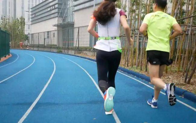 心脏|＂三伏天＂在晨跑的人很兴奋，但也很容易危险！！