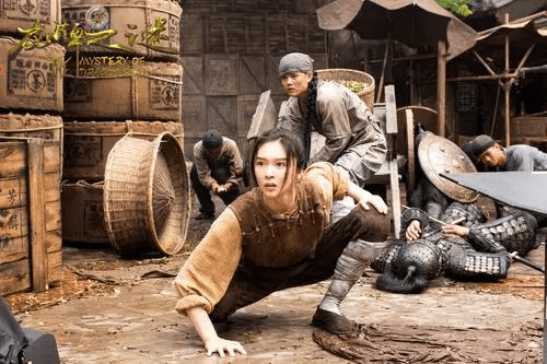 进行|凭借《功夫》爆火的释行宇，竟拍了部网大，女主身材却是最大看点