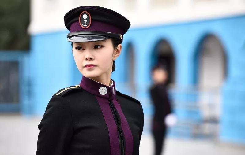 宋轶|一部很特殊的谍战剧，女主是宋轶和吴谨言，男主是谁？