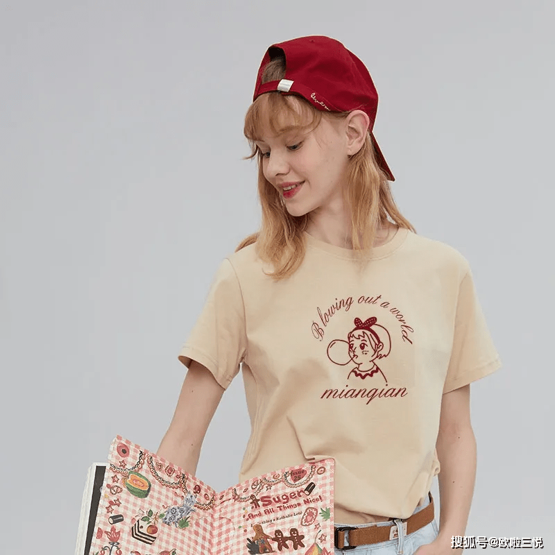 大地|夏天的“纯色T恤”该如何穿搭？