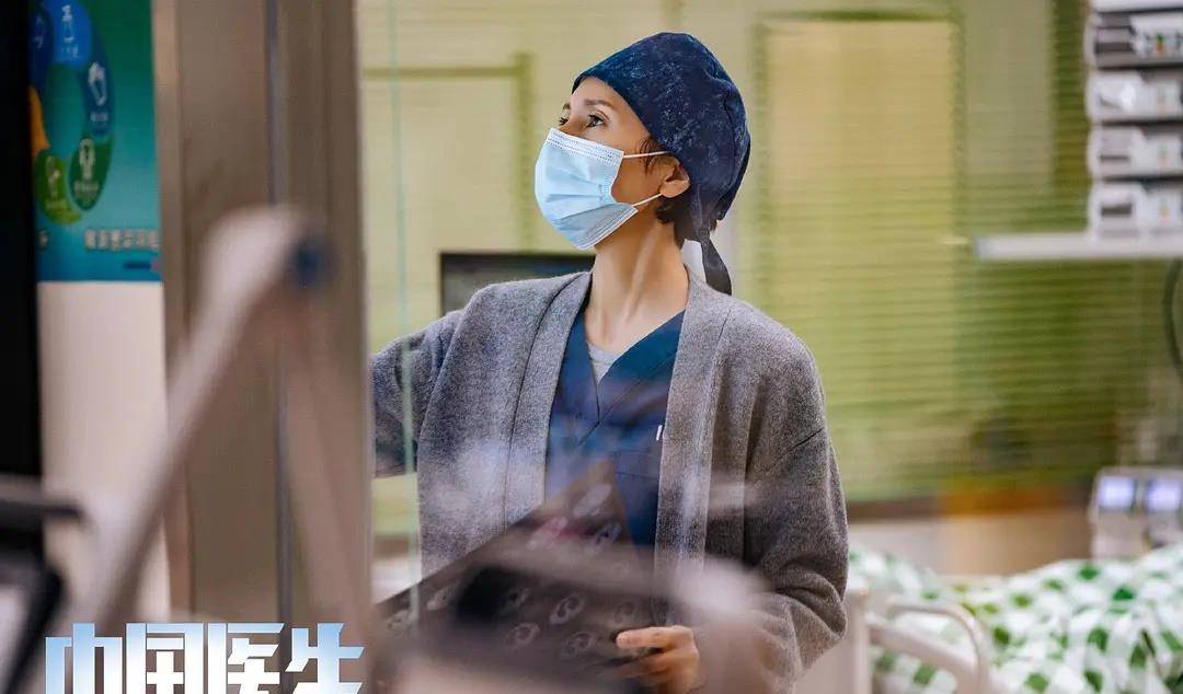 路数|《怒火·重案》热映，有人看出了港片的复苏，有人却看到了港片的没落？